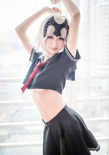 女生张开腿
