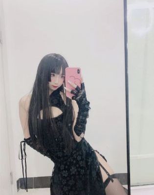 漂亮的姨母