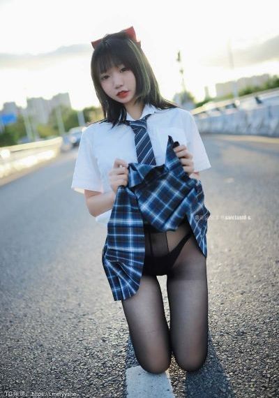 图书馆的女朋友免费看